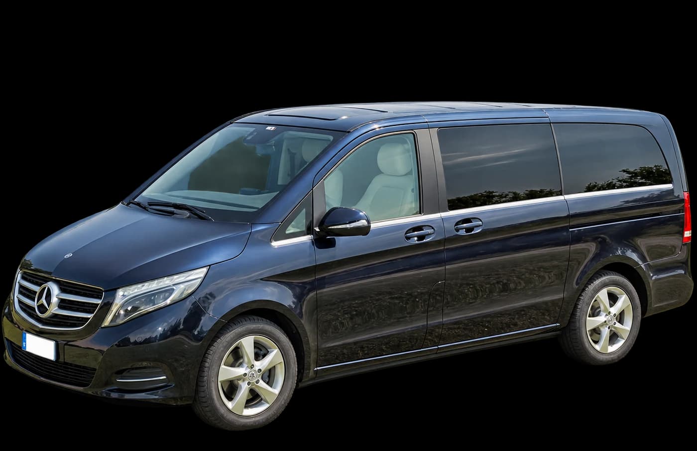 Mercedes Classe V nera della flotta GardaTaxi